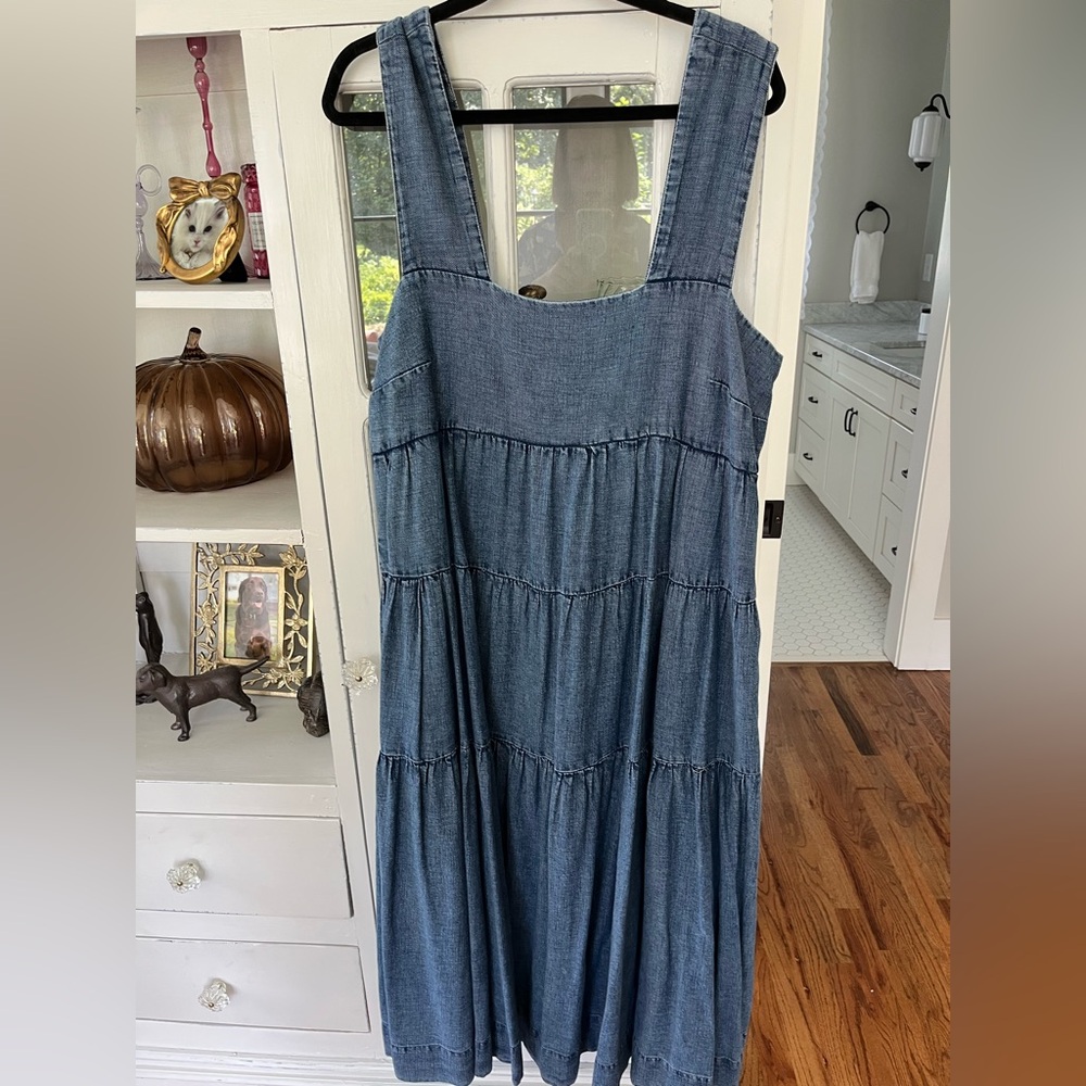 *Like New* Anthropologie The Helena Square-Neck Smocked Tiered Midi Dress